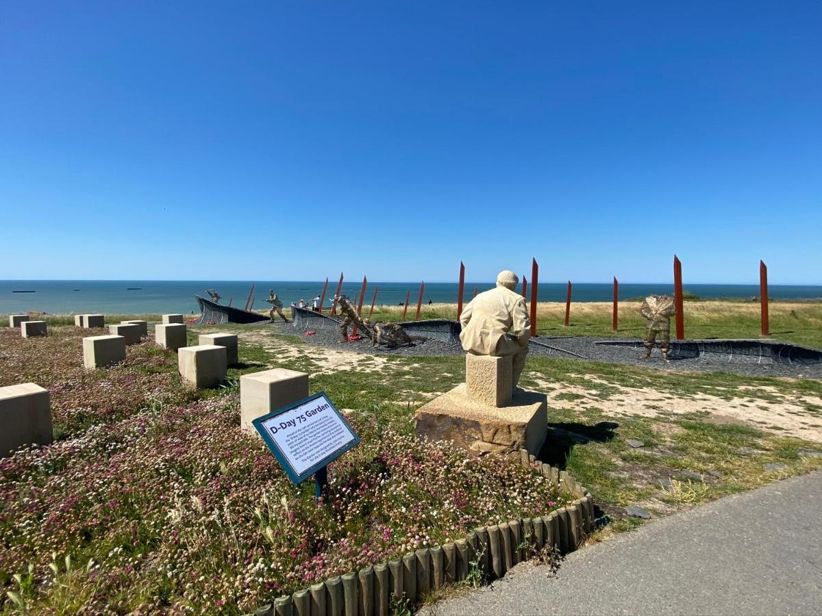 La Lumineuz Au Coeur Des Plages Du Debarquement Creully sur Seulles Buitenkant foto